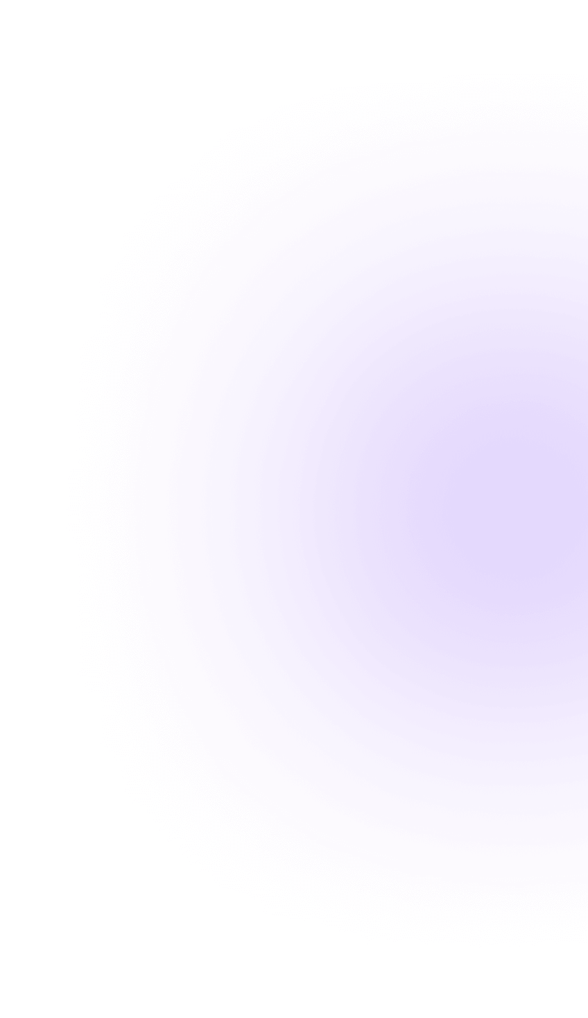 Rozmyte przejście tonalne między odcieniami fioletu i błękitu tworzą abstrakcyjny, miękki, okrągły wzór na jasnym tle, przypominający nowoczesną grafikę.